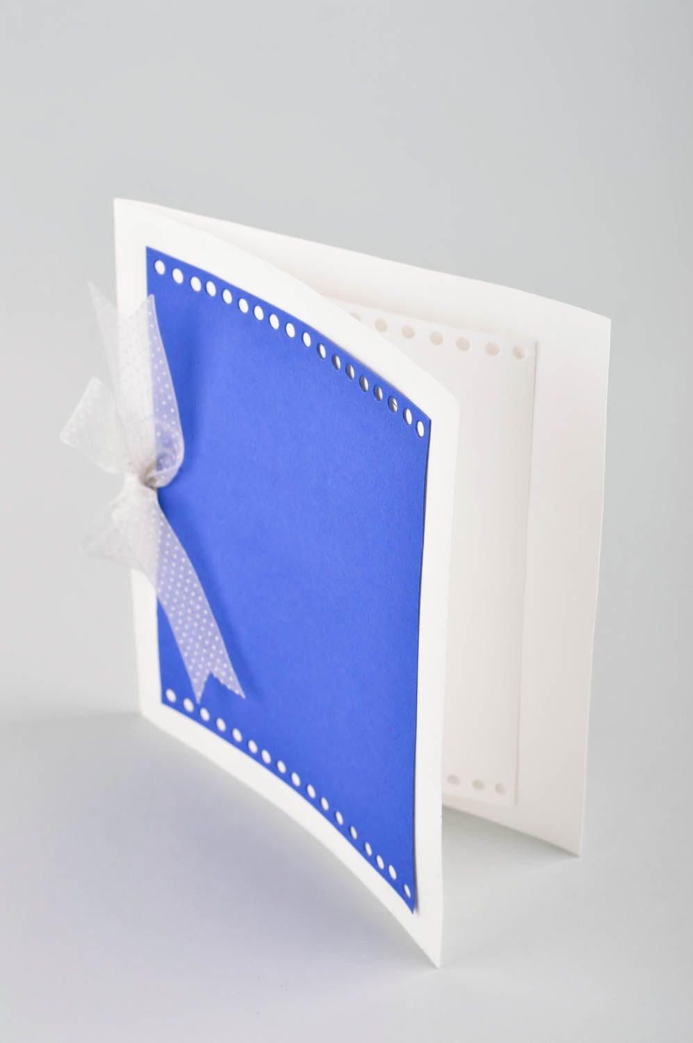 Конверт ручной работы конверт для приглашений конверт из бумаги синий с бантом фото 4
