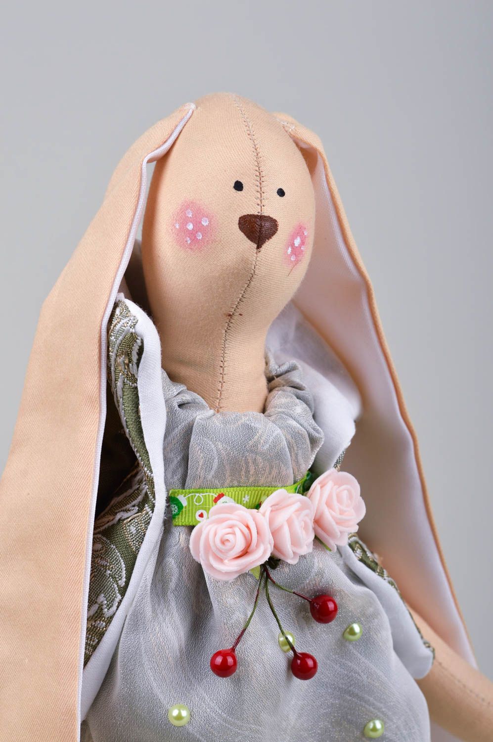 Игрушка заяц хенд мейд авторская игрушка стильный подарок из ткани с росписью фото 2