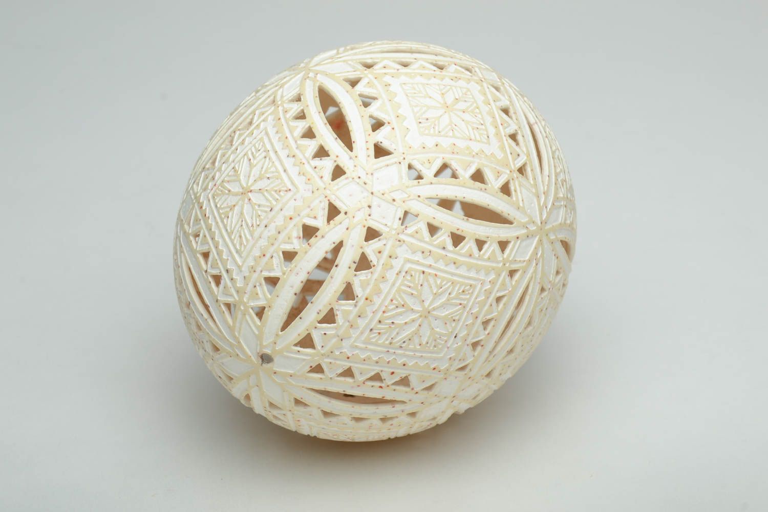 Etched Easter ostrich egg photo 4