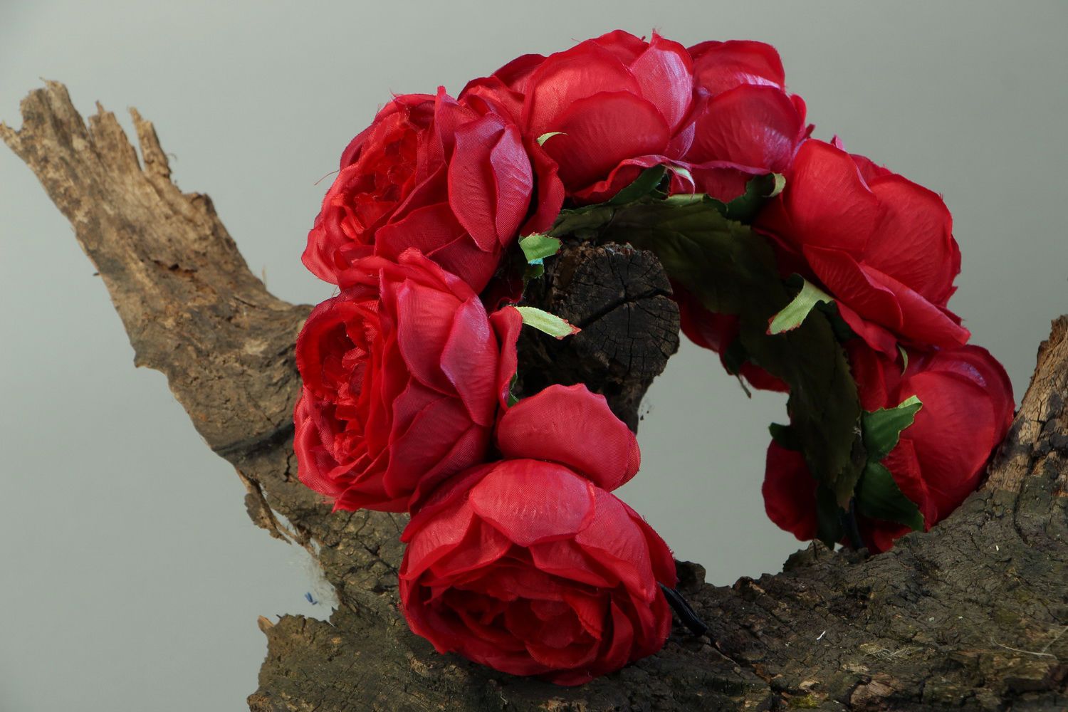 Headband made of flowers Roses photo 4