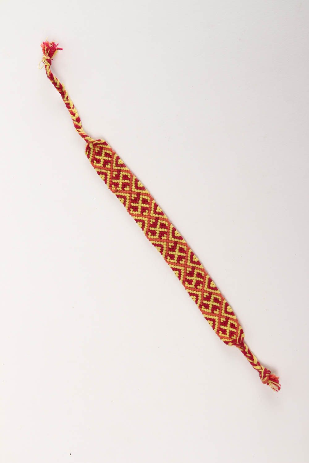 Модный браслет хэнд мейд браслет из ниток желто оранжевый плетеный браслет фото 2