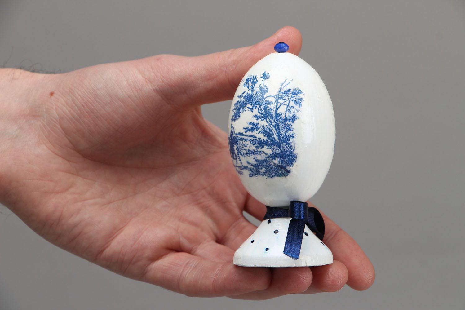 Decorative egg with a stand photo 4
