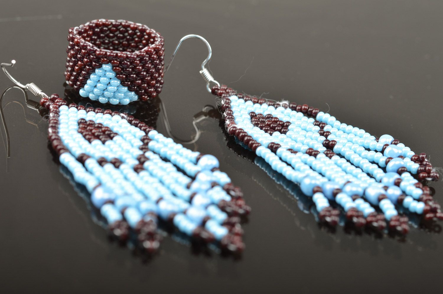 Boucles d'oreilles et bague femme en perles de rocaille faites main bleues  photo 5