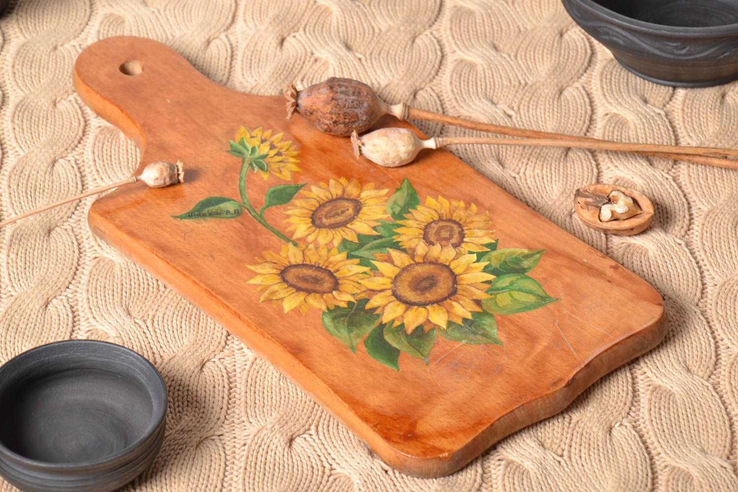 Wooden chopping board Sunflowers photo 1