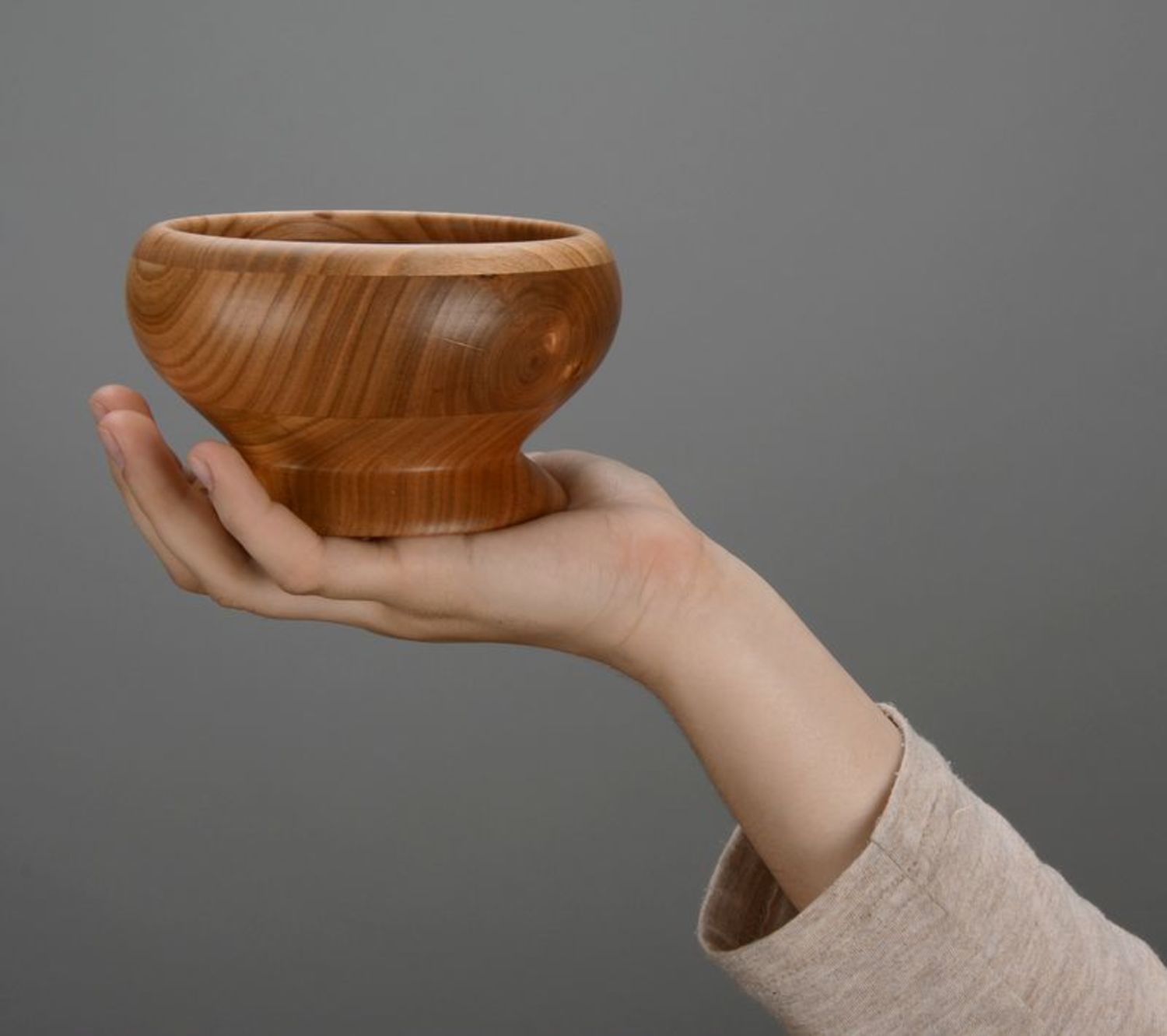Wooden bowl with tempered glass inside surface photo 5