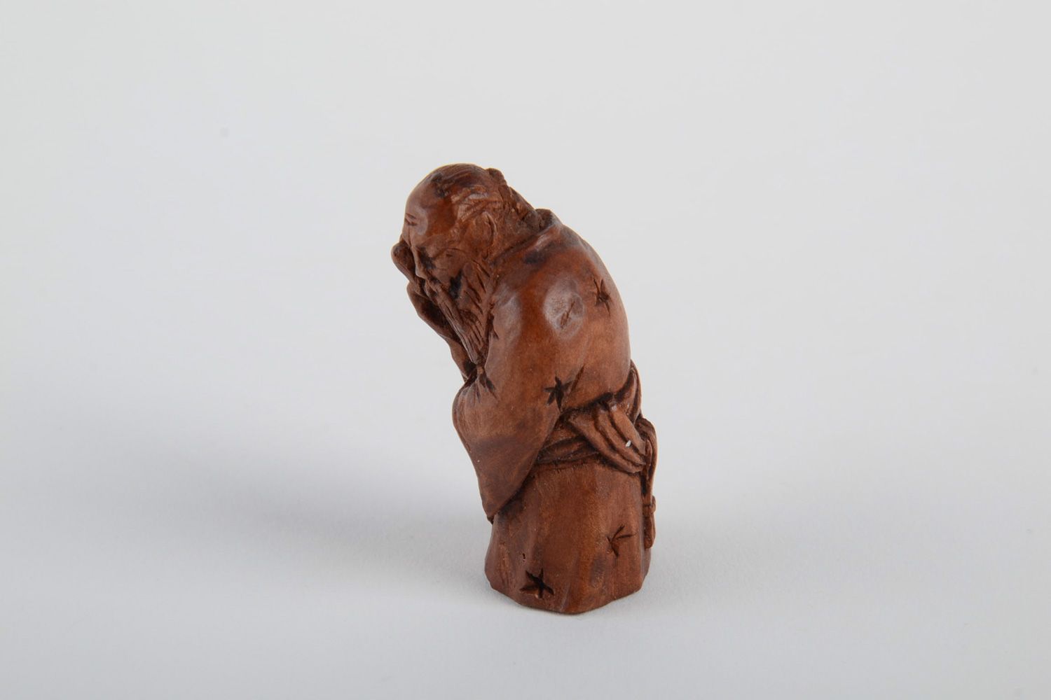 Petite statuette en bois décorative originale faite main brune artisanale Sage photo 4