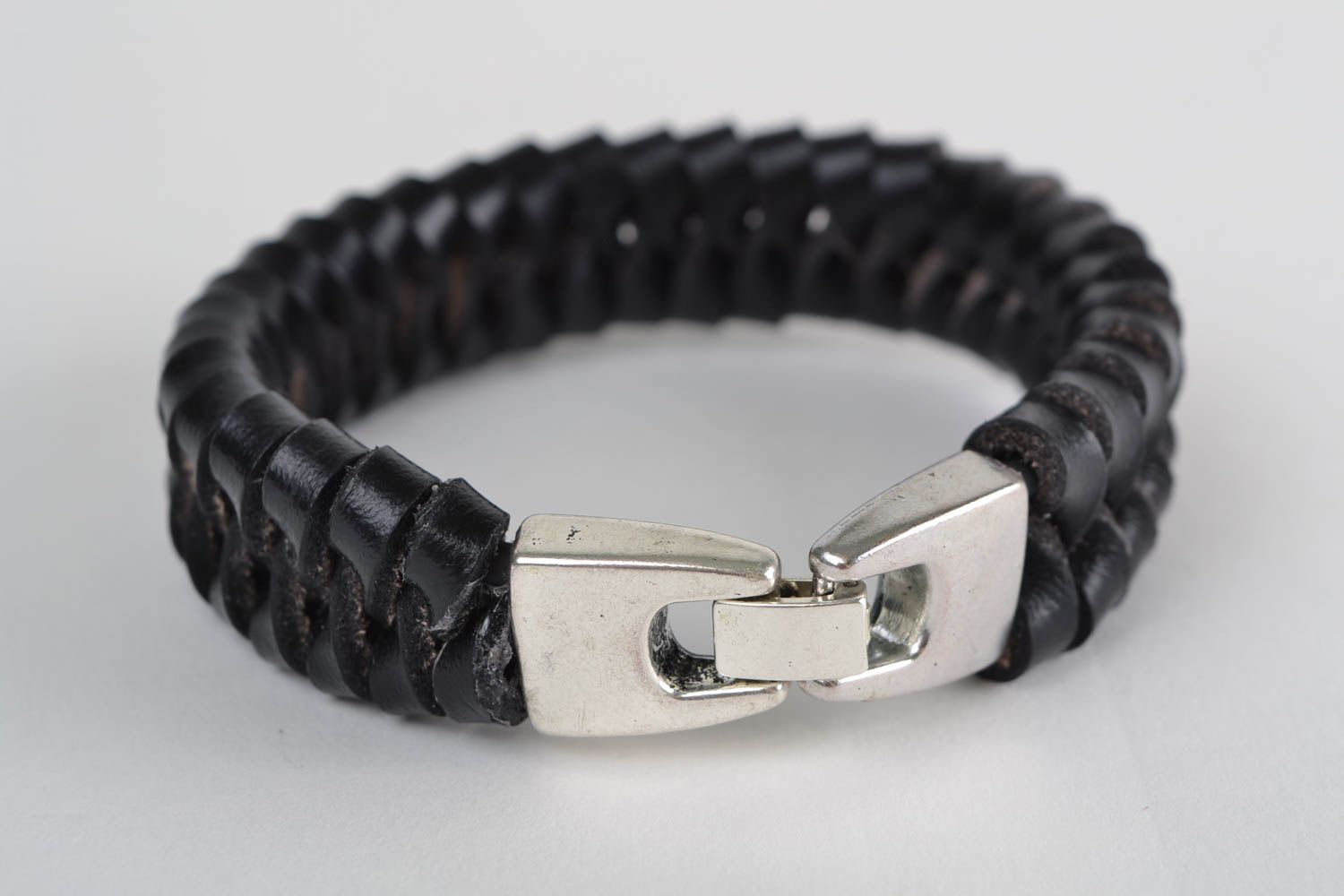 Beautiful handmade designer men's black woven leather bracelet with metal clasp photo 4