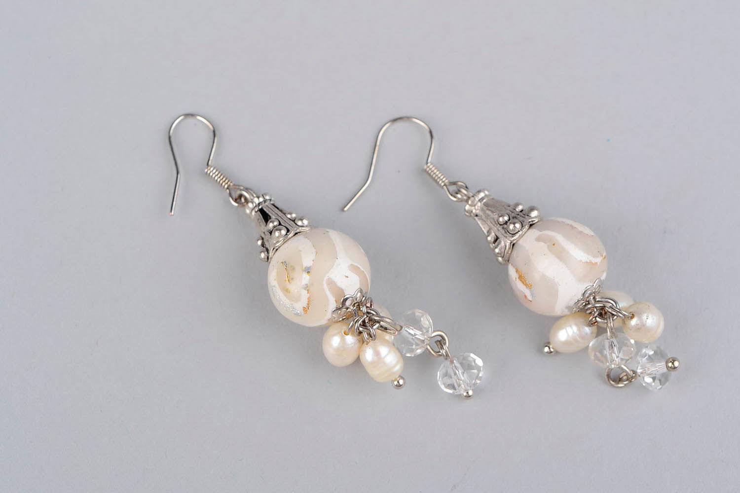 Pendant earrings with pearls photo 2