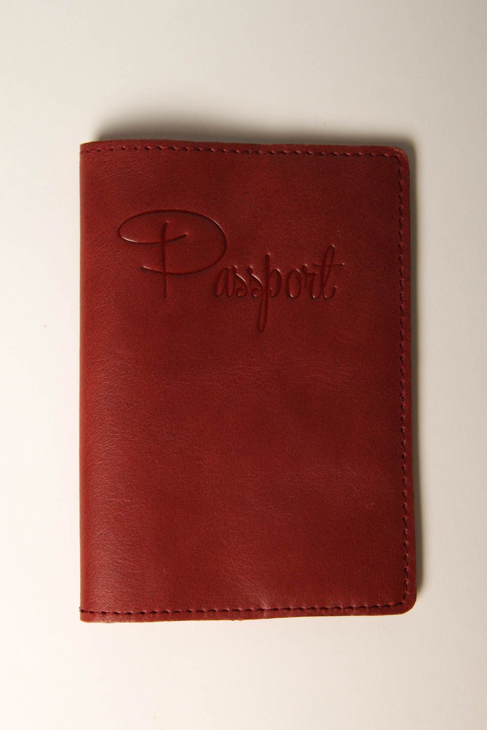 Estuche para pasaporte artesanal regalo original rojo accesorio de hombre  foto 2