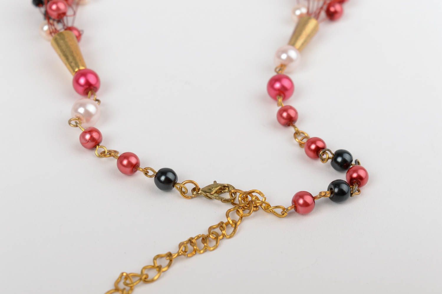 Collier en perles d'imitation céramiques fait main multirang rouge blanc noir photo 4