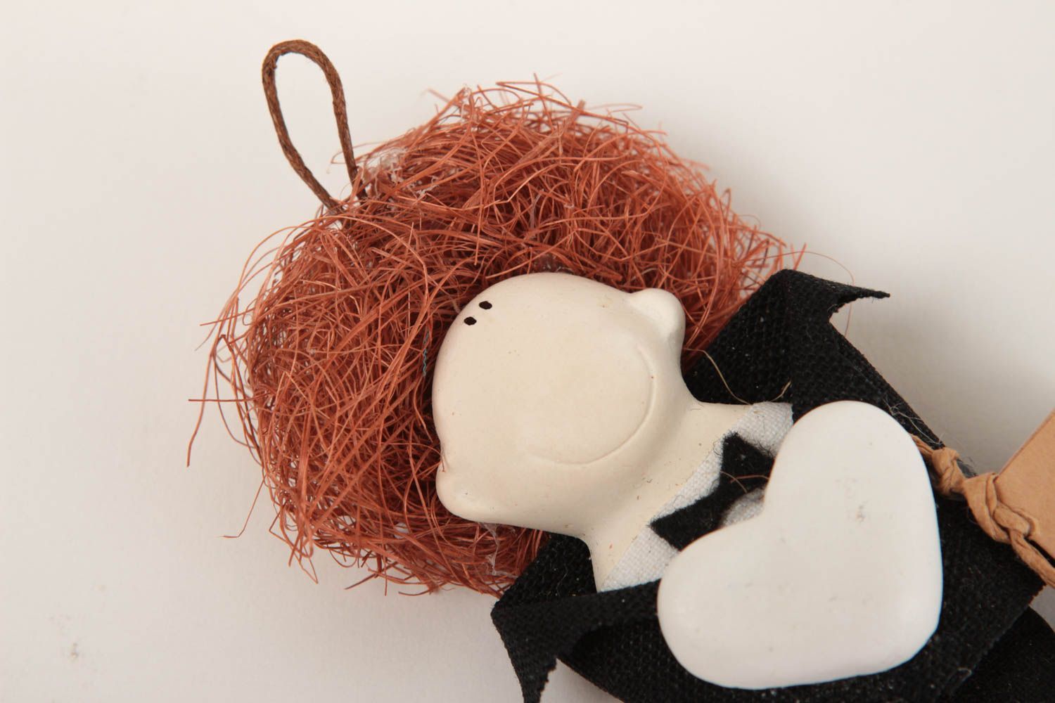 Handmade kleine Puppe Deko zum Aufhängen Designer Geschenk aus Gips originell foto 3
