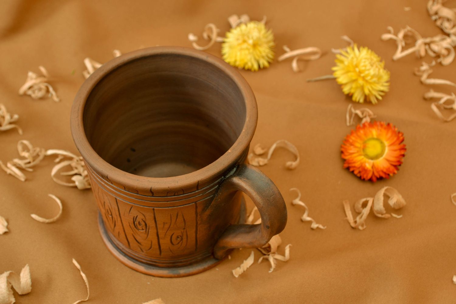 XXL 25 oz clay glazed cup with handle and pattern in a wooden style photo 2