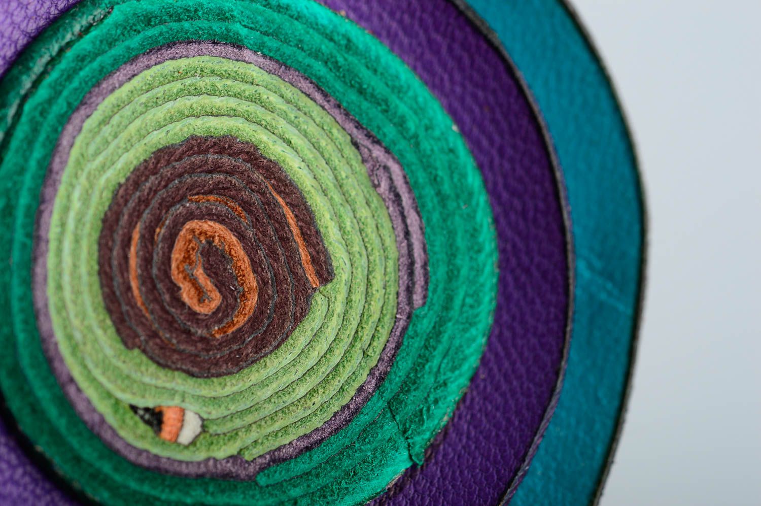 Pendientes de cuero redondos artesanales aretes de moda accesorio para mujer  foto 5