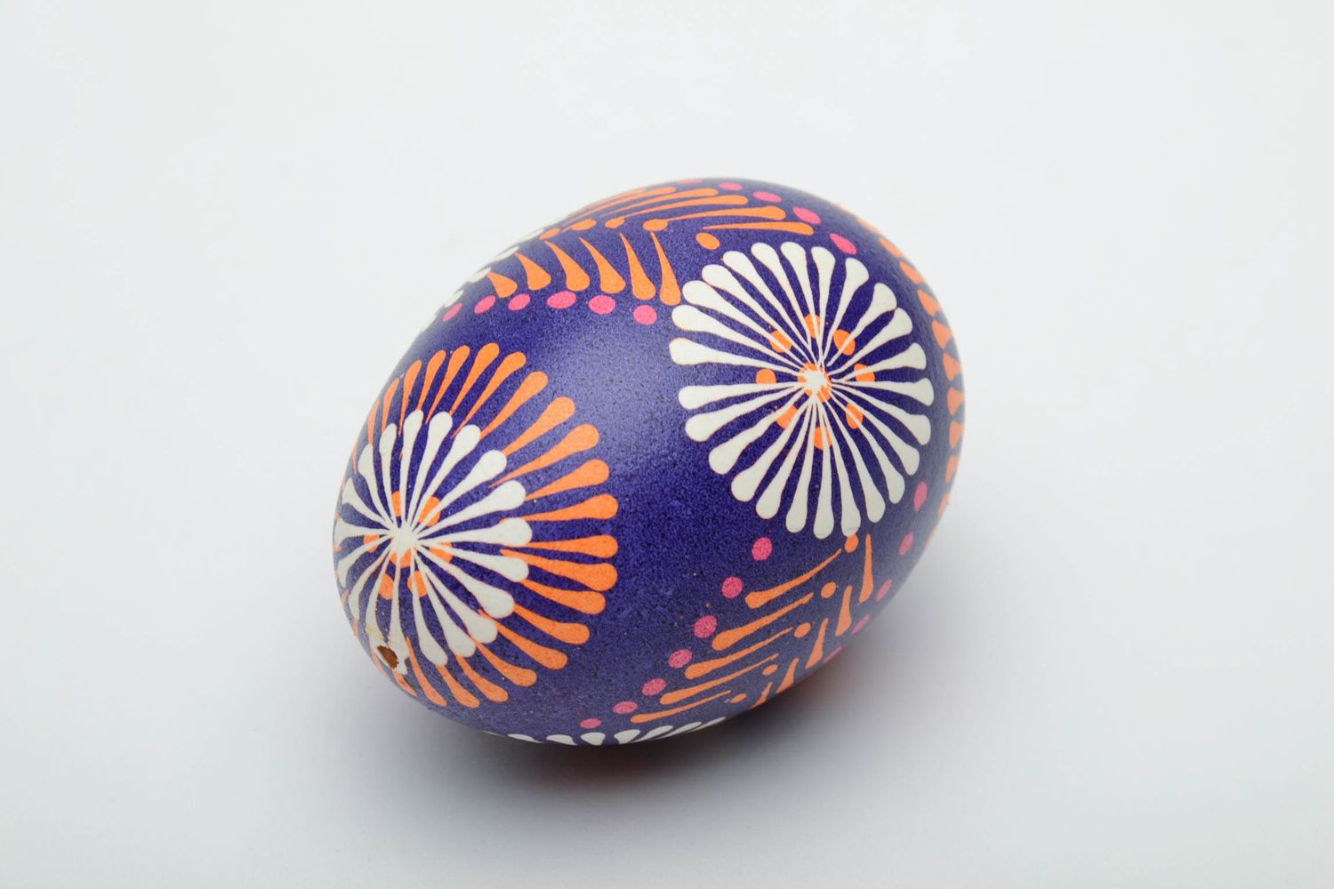 Расписное яйцо в технике лемковской росписи  фото 4