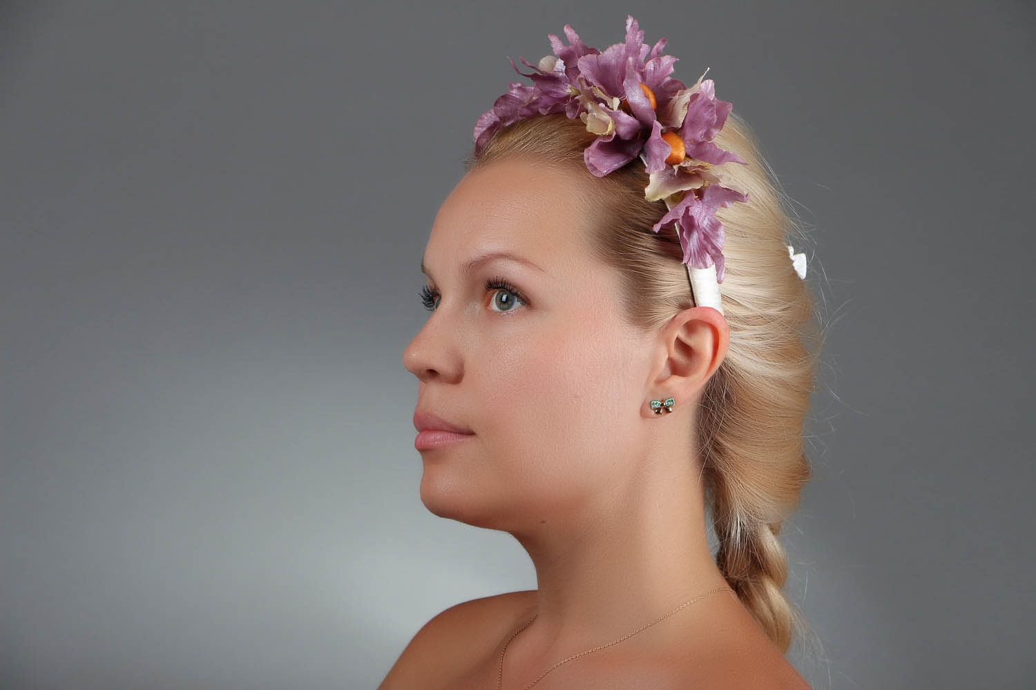 Hairband with orchids photo 2
