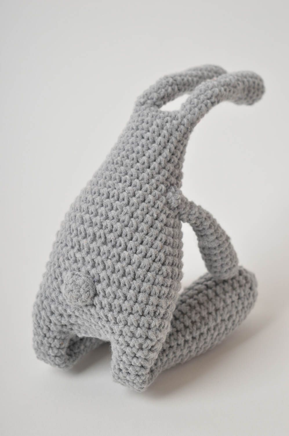 Jouet lapin gris Peluche faite main tricotée fils acryliques Cadeau enfant photo 3