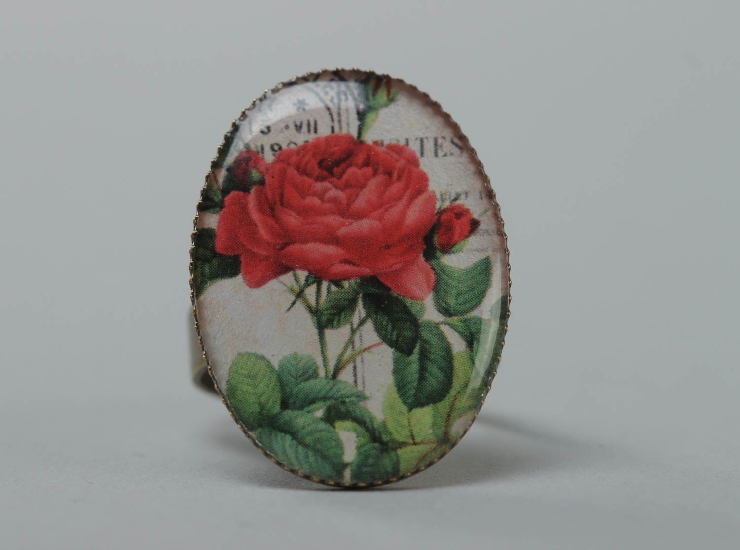 Belle bague en résine pour bijoux faite main originale grande avec image de rose photo 3