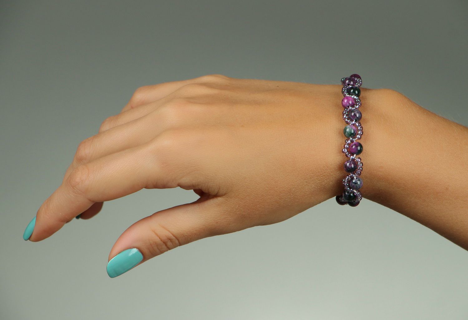 Bracelet with tourmaline and beads photo 5
