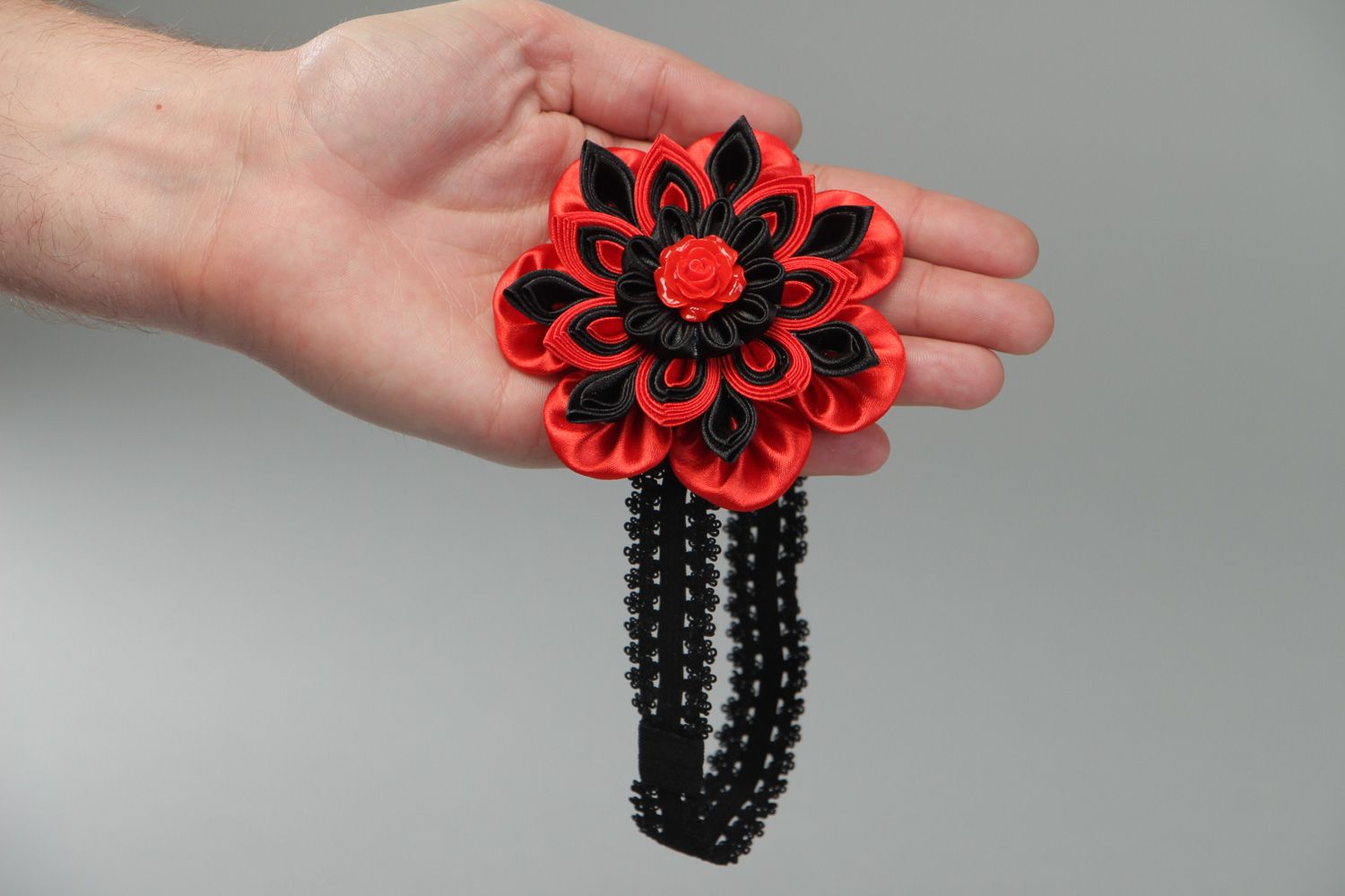Stylish handmade elastic headband decorated with black and red kanzashi flower photo 4