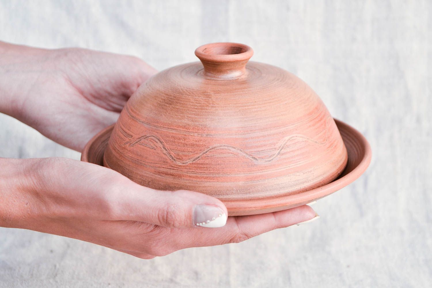Plato de cerámica con tapa utensilio de cocina vasija de barro para manteca foto 2