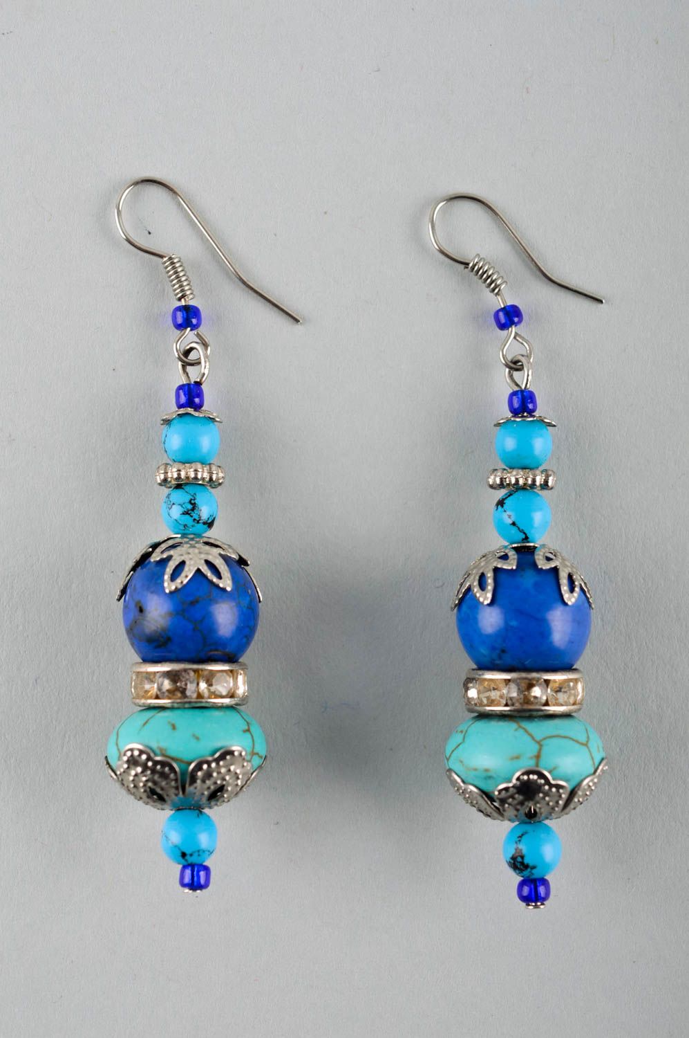 Boucles d'oreilles pendantes Bijou fait main bleues en turquoise  Cadeau femme photo 3