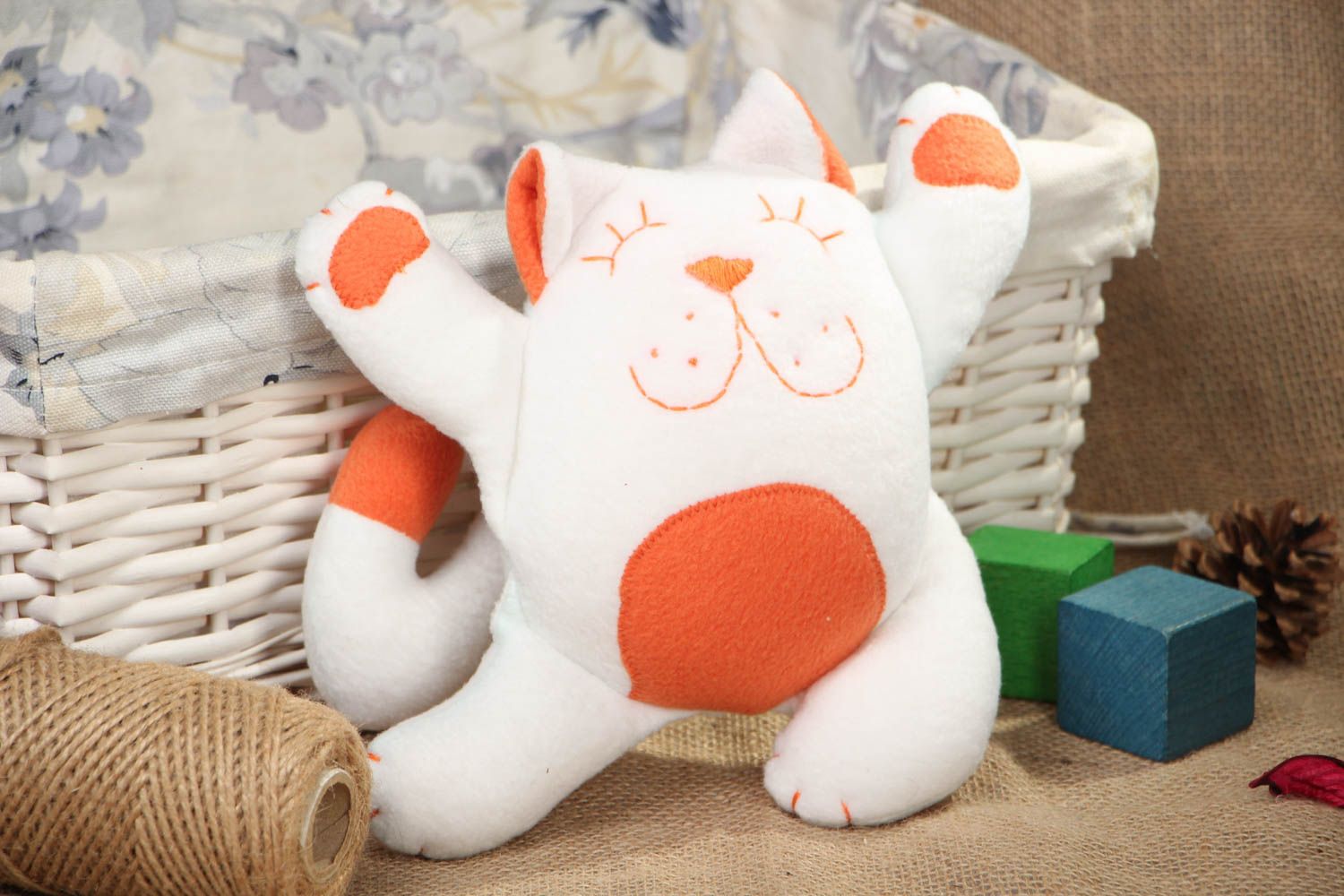 Мягкий котик текстильная игрушка из флиса фото 5