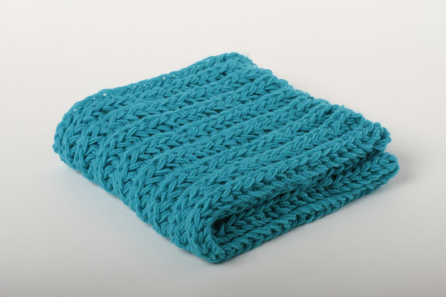 Écharpe bleue faite main Vêtement femme tricotée en laine chaude Idée cadeau photo 3