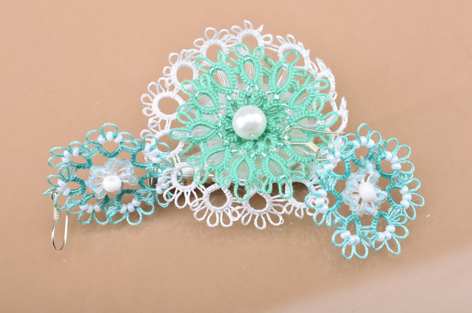 Handmade tatting woven jewelry set 2 items turquoise earrings and brooch hair clip photo 2