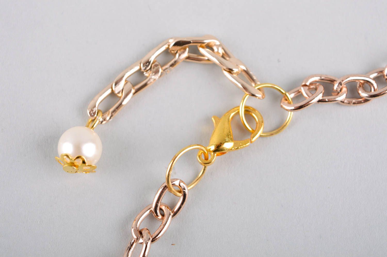 Collar de perlas artificiales hecho a mano accesorio de mujer bisutería de moda foto 4