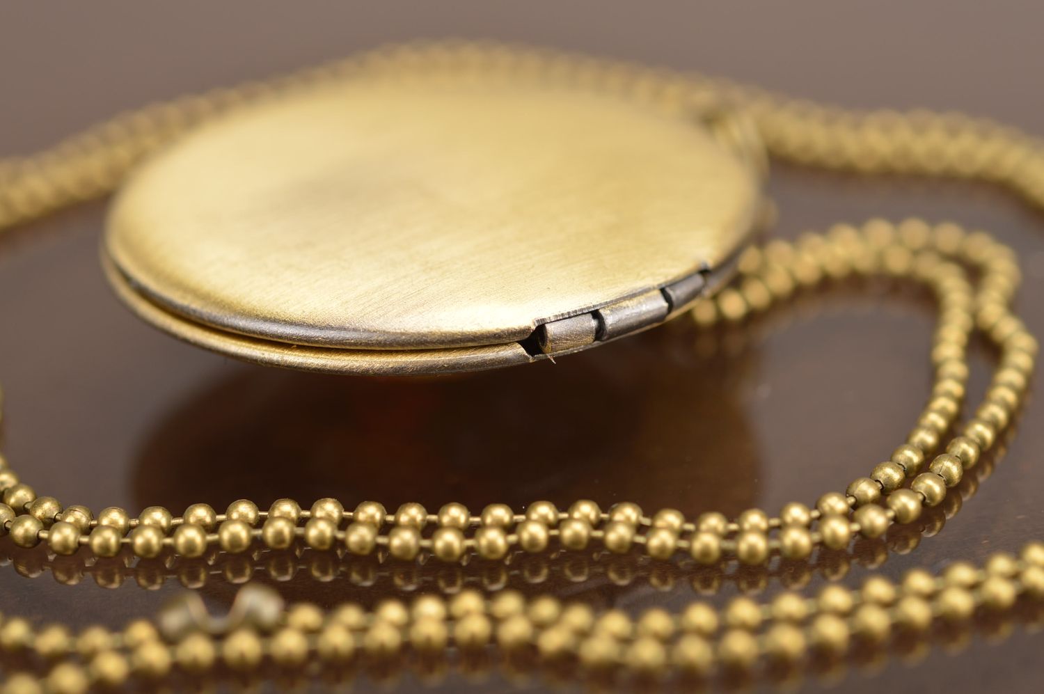Handmade locket on long chain designer pendant stylish accessory for girls photo 4