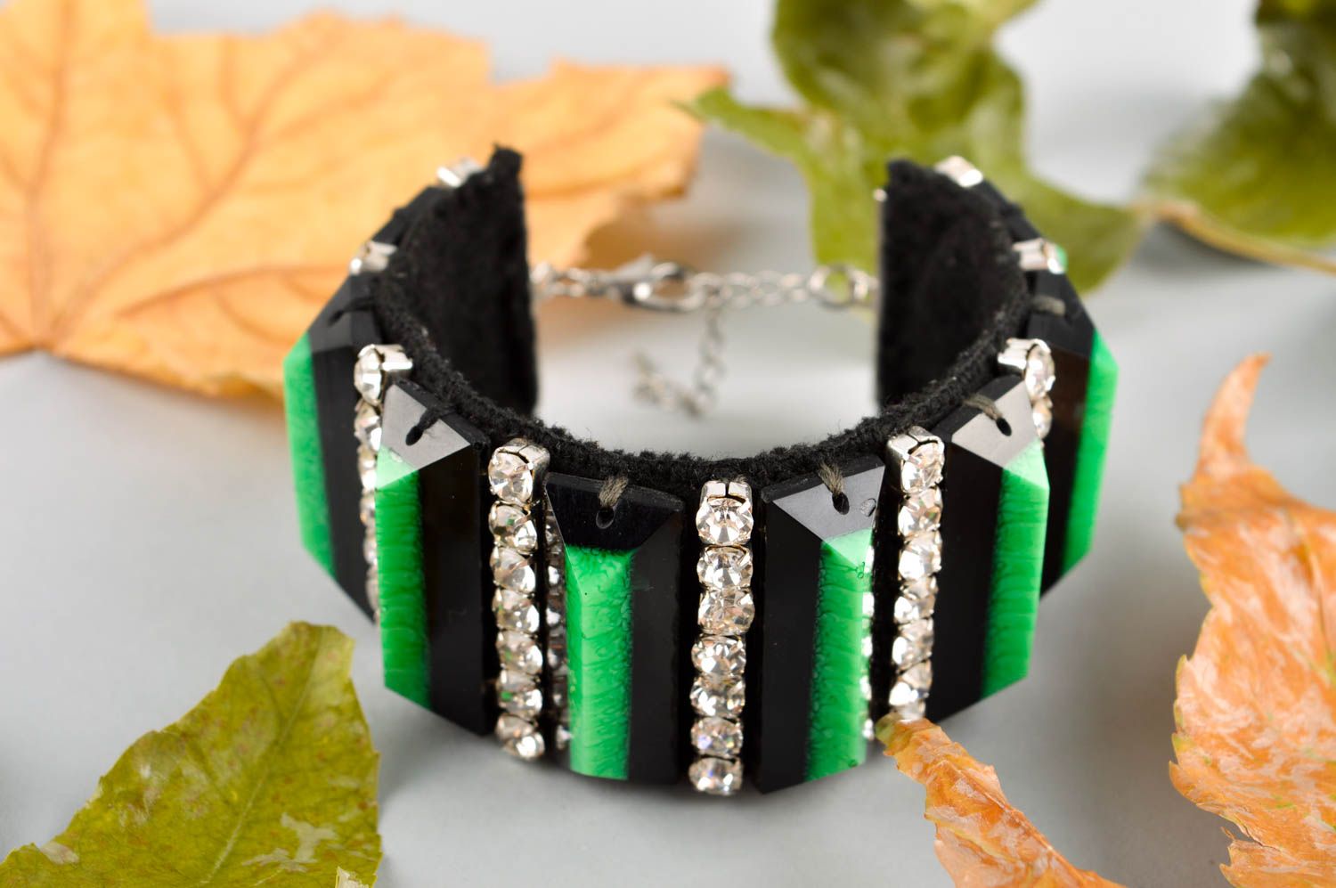 Beaded wrist bright bracelet handmade bracelet fashion designer accessory photo 1