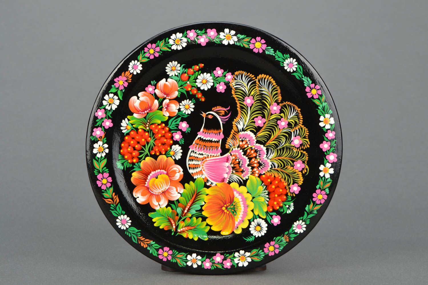 Wooden plate with painting in Ukrainian style photo 1