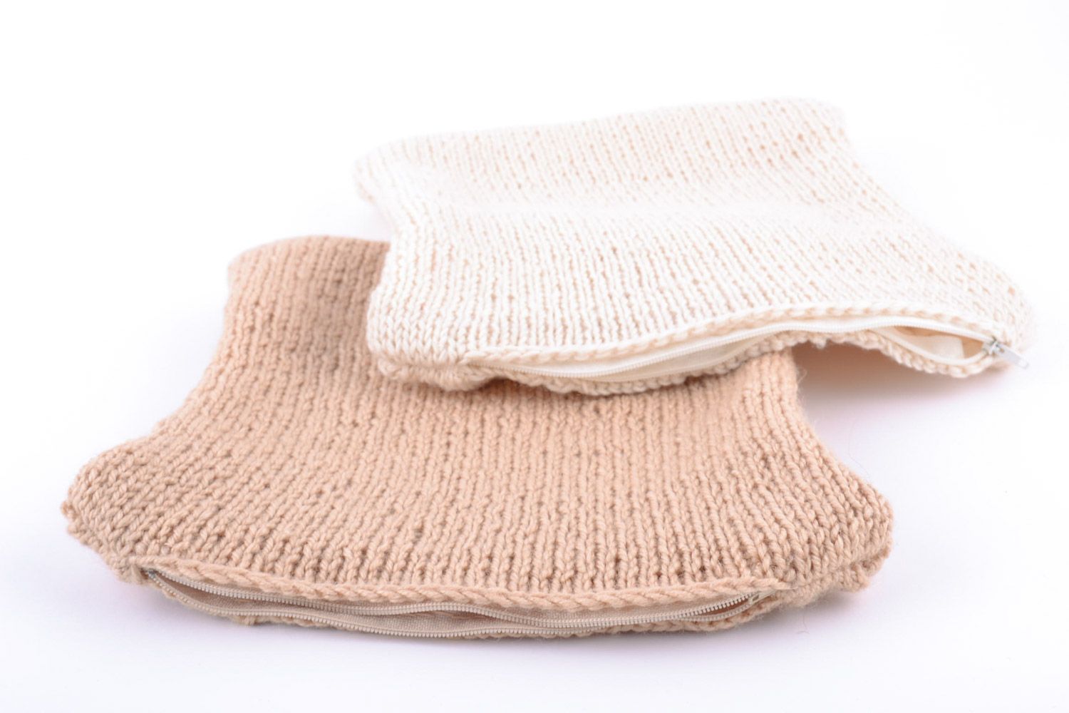 Deux petites housses de coussins tricotées en mi-laine beiges faites main photo 4