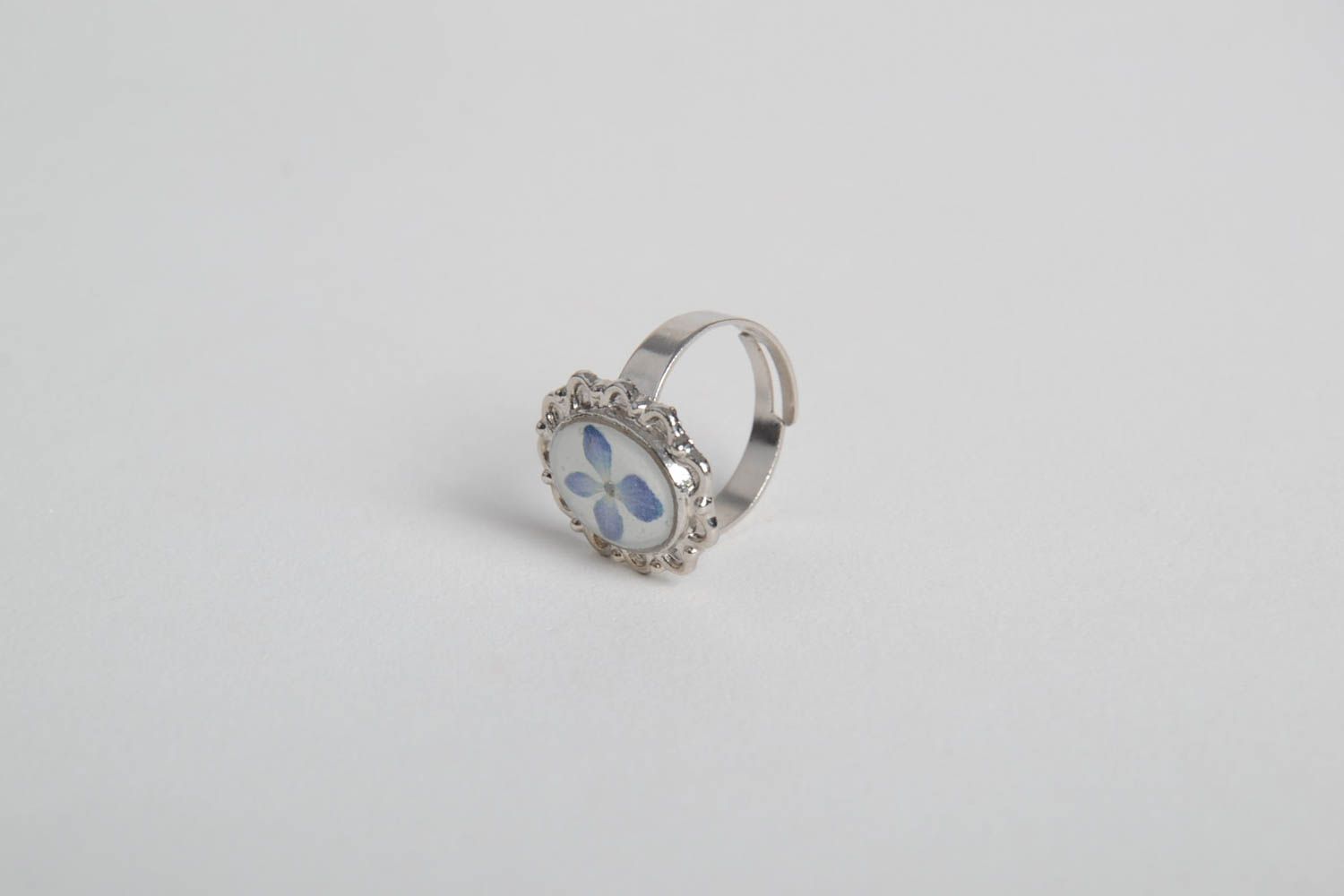 Красивое кольцо с гортензией кольцо ручной работы кольцо из эпоксидной смолы фото 5