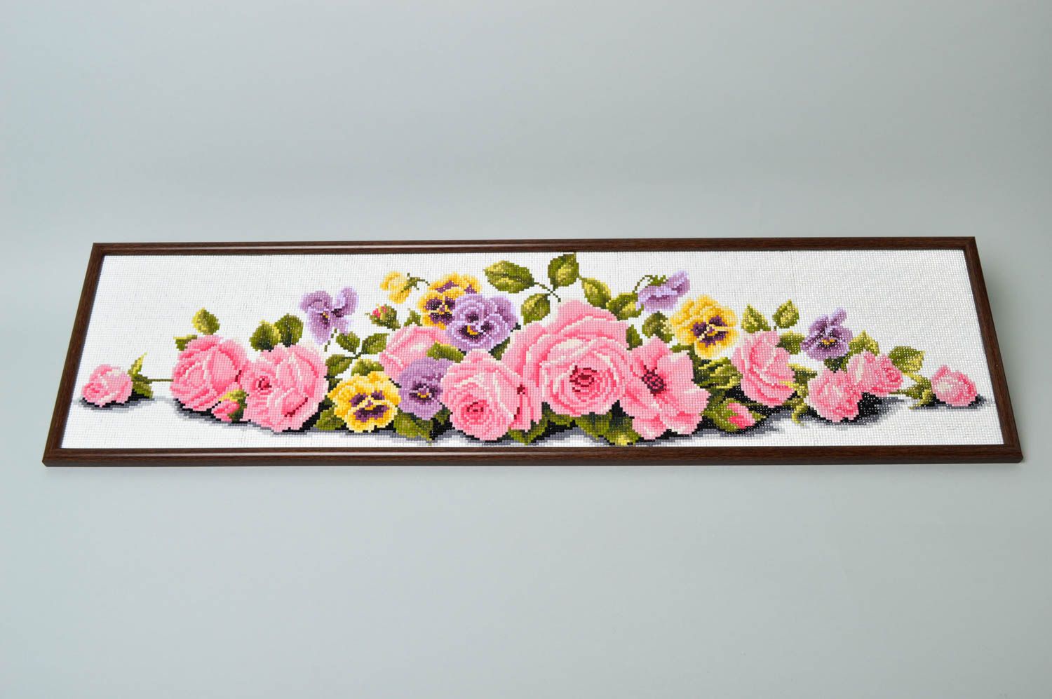 Tableau brodé Décoration murale fait main avec fleurs Cadeau original encadré photo 1