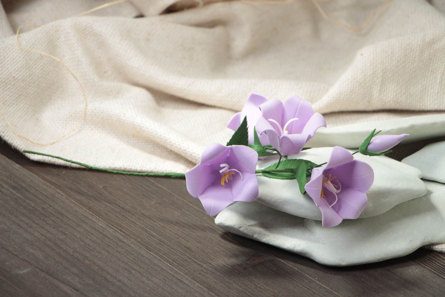 Fleur artificielle en daim plastique faite main campanule couleur lilas  photo 1