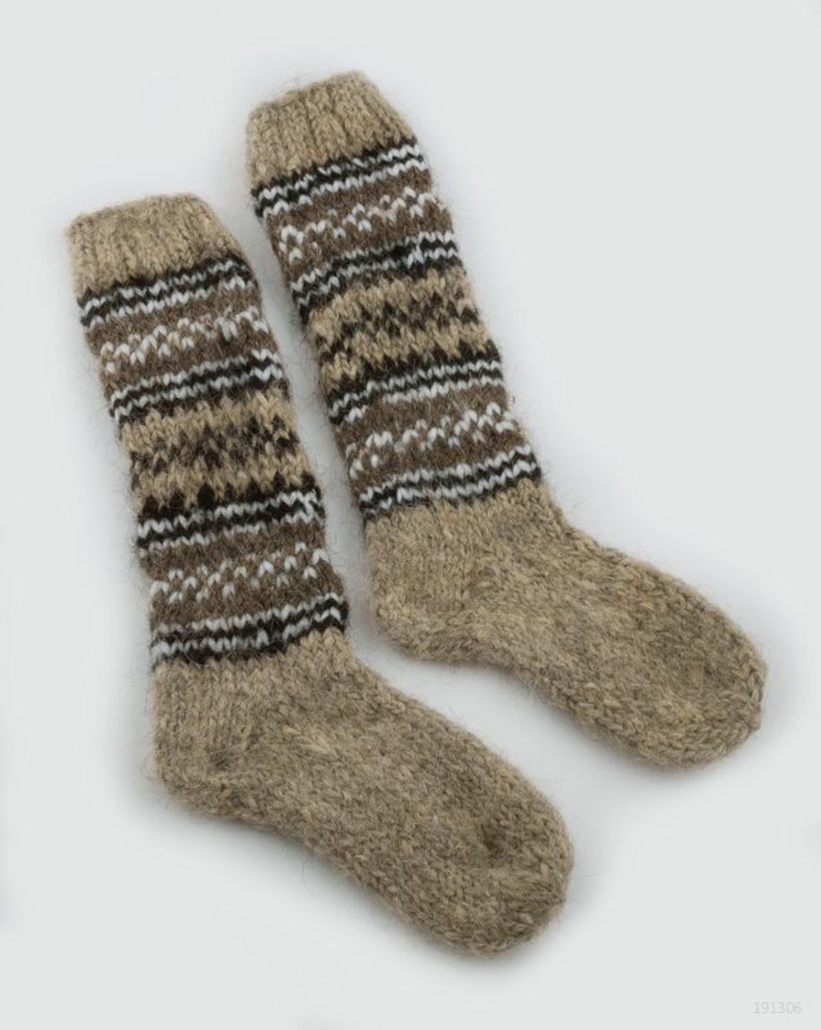 Calzettoni caldi di lana per donna fatti a mano Calzini lunghi di lana 
 foto 2