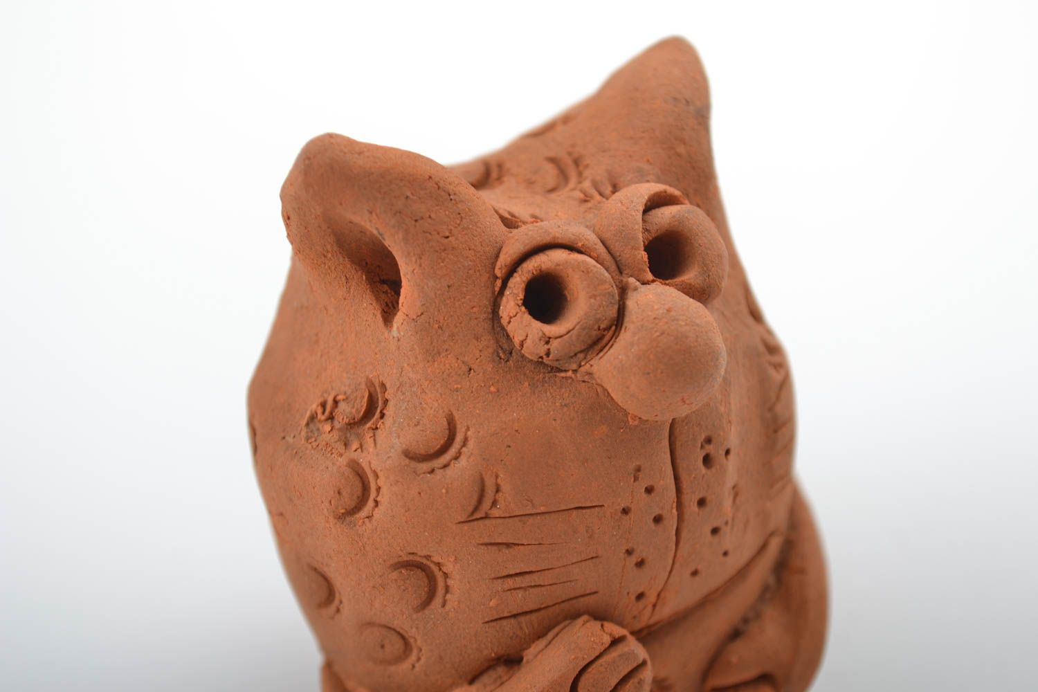 Figura decorativa hecha a mano animal de barro gato souvenir original  foto 3