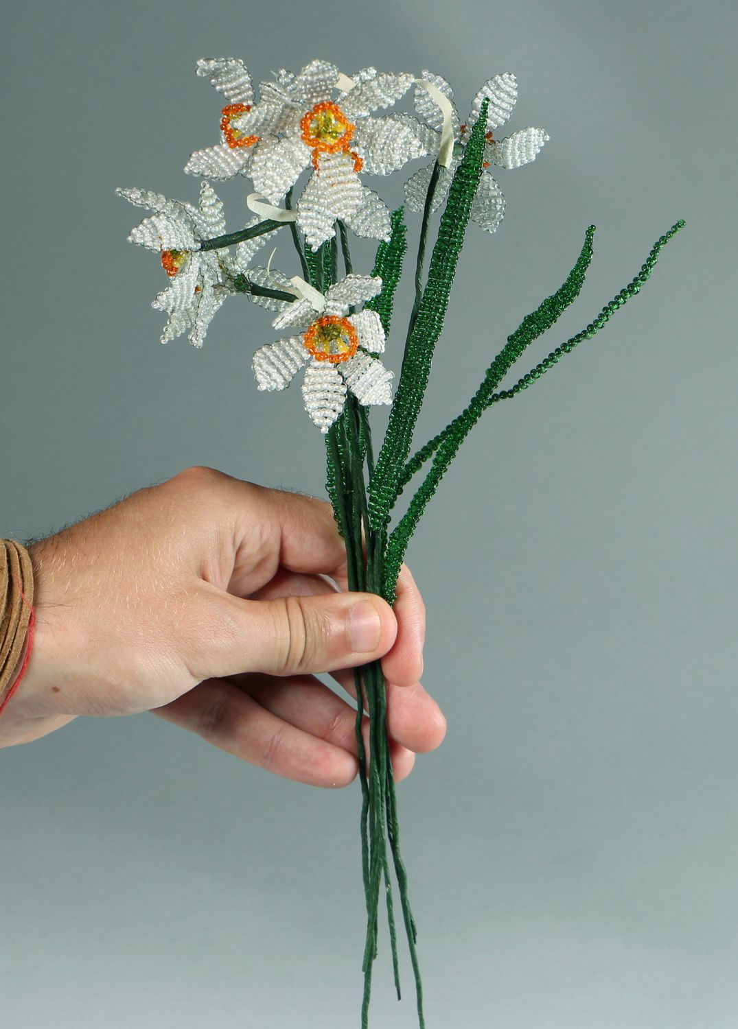 Fleurs décoratives en perles de rocailles Narcisses photo 4