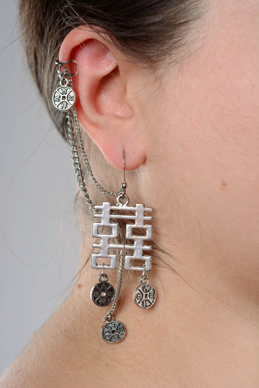 Metal cuff earrings Oriental Tale photo 3