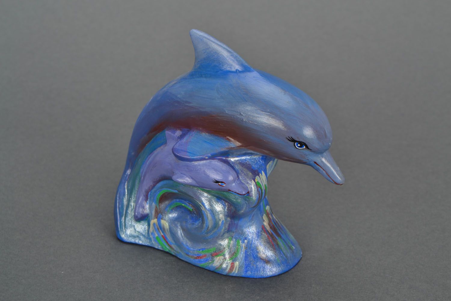 Plaster statuette of dolphin photo 3