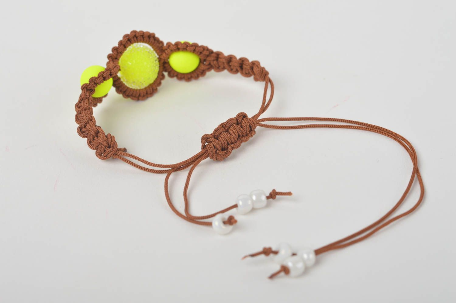 Браслет ручной работы браслет из шнурков плетеный браслет с неоновыми бусинами фото 5