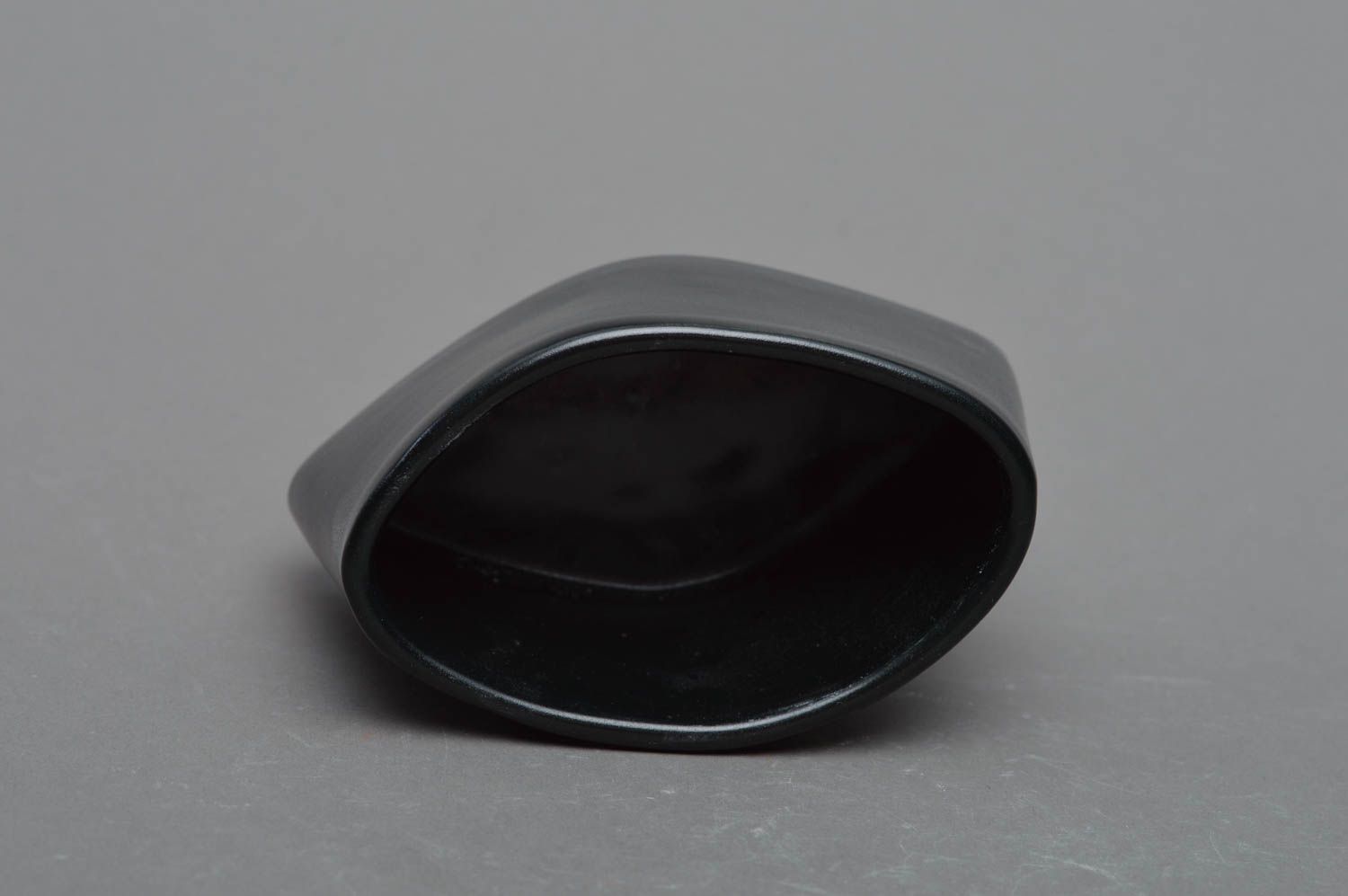 Feine strenge schwarze handgemachte Zuckerdose aus Porzellan mit Glasur Bemalung foto 2