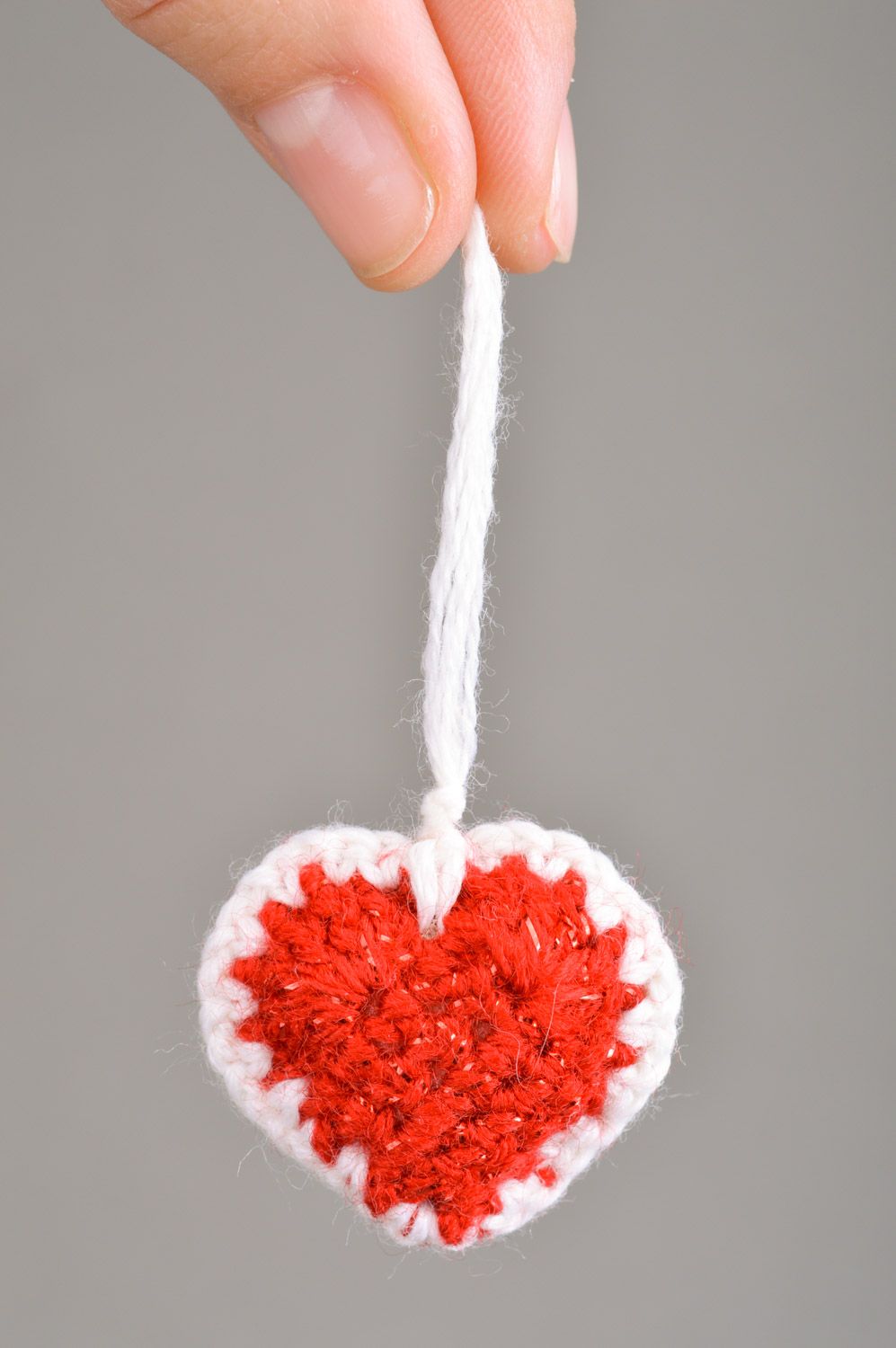 Handmade heart-shaped red and white keychain crocheted of semi-woolen threads photo 3
