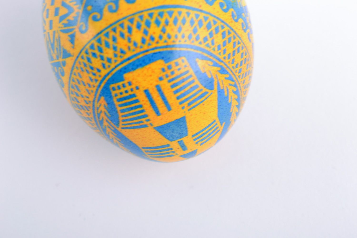 Oeuf de Pâques peint à l'acrylique fait main décoratif original bleu-jaune photo 4