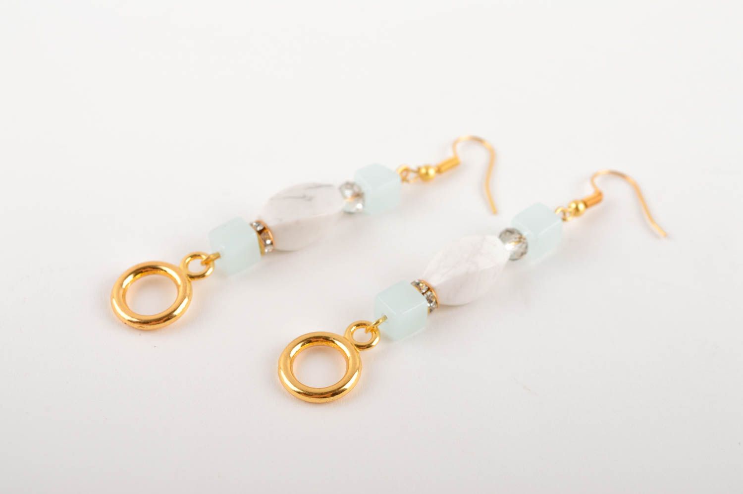 Handmade Schmuck Ohrringe Accessoire für Frauen lange Ohrringe mit Steinen foto 4