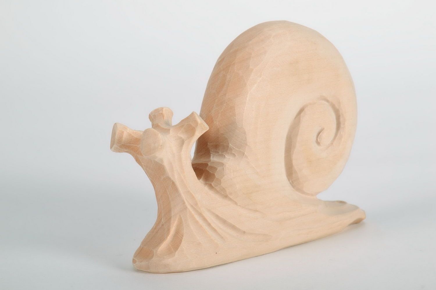 Wooden figurine Snail photo 3