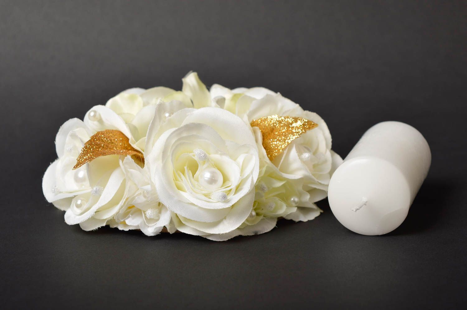 Свеча ручной работы свеча свадебная с цветами свеча на свадьбу Белые розы фото 4