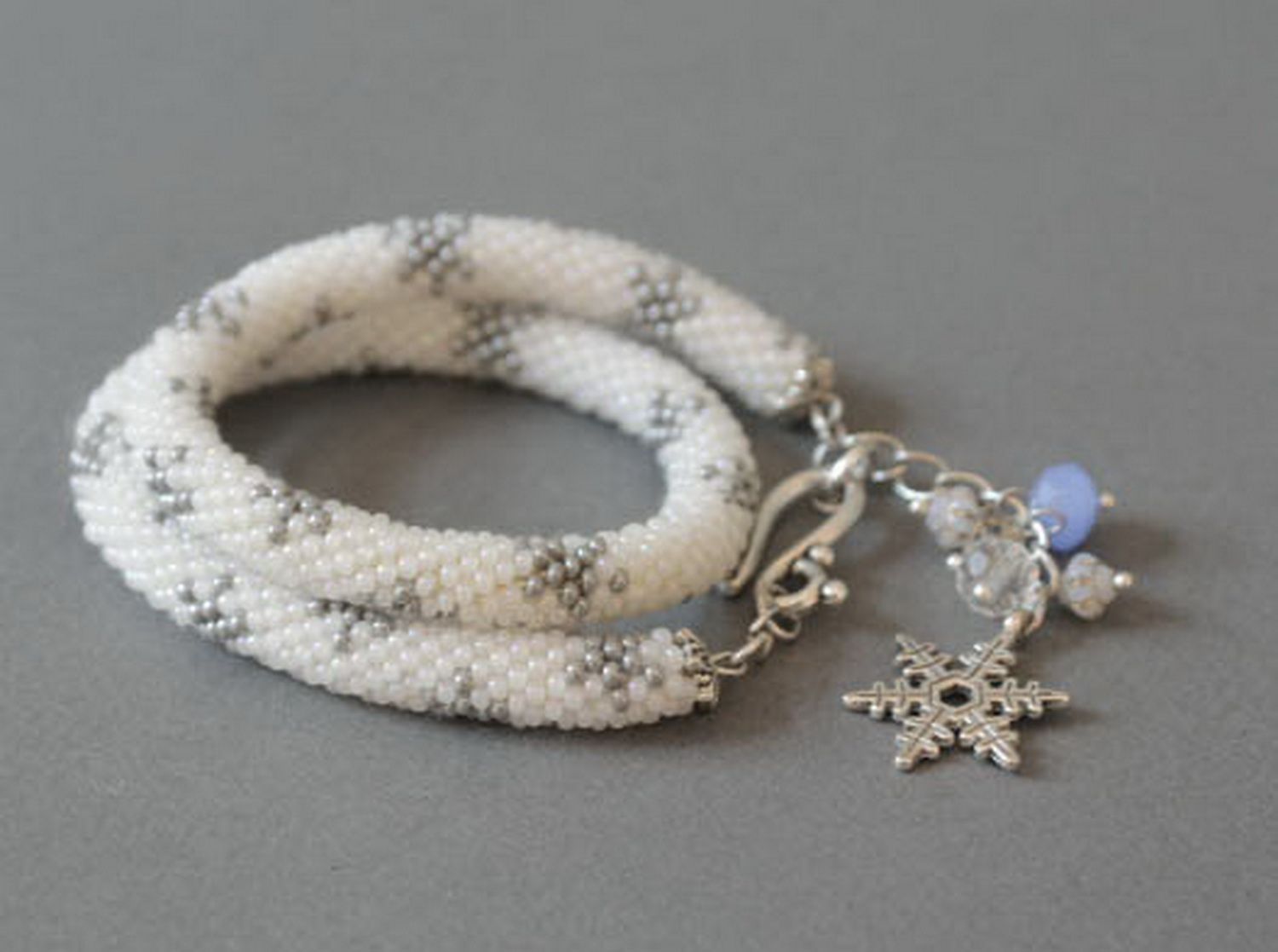 Plaited bracelet made from Czech beads photo 1