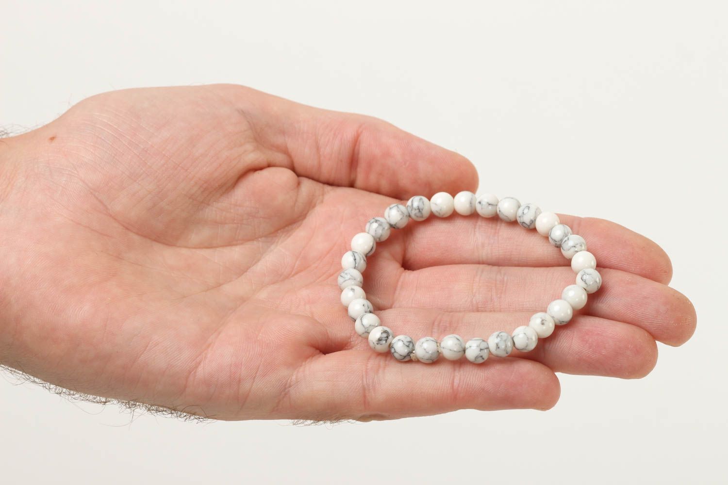 Bracelet blanc Bijou fait main en cacholong original Cadeau pour femme photo 5